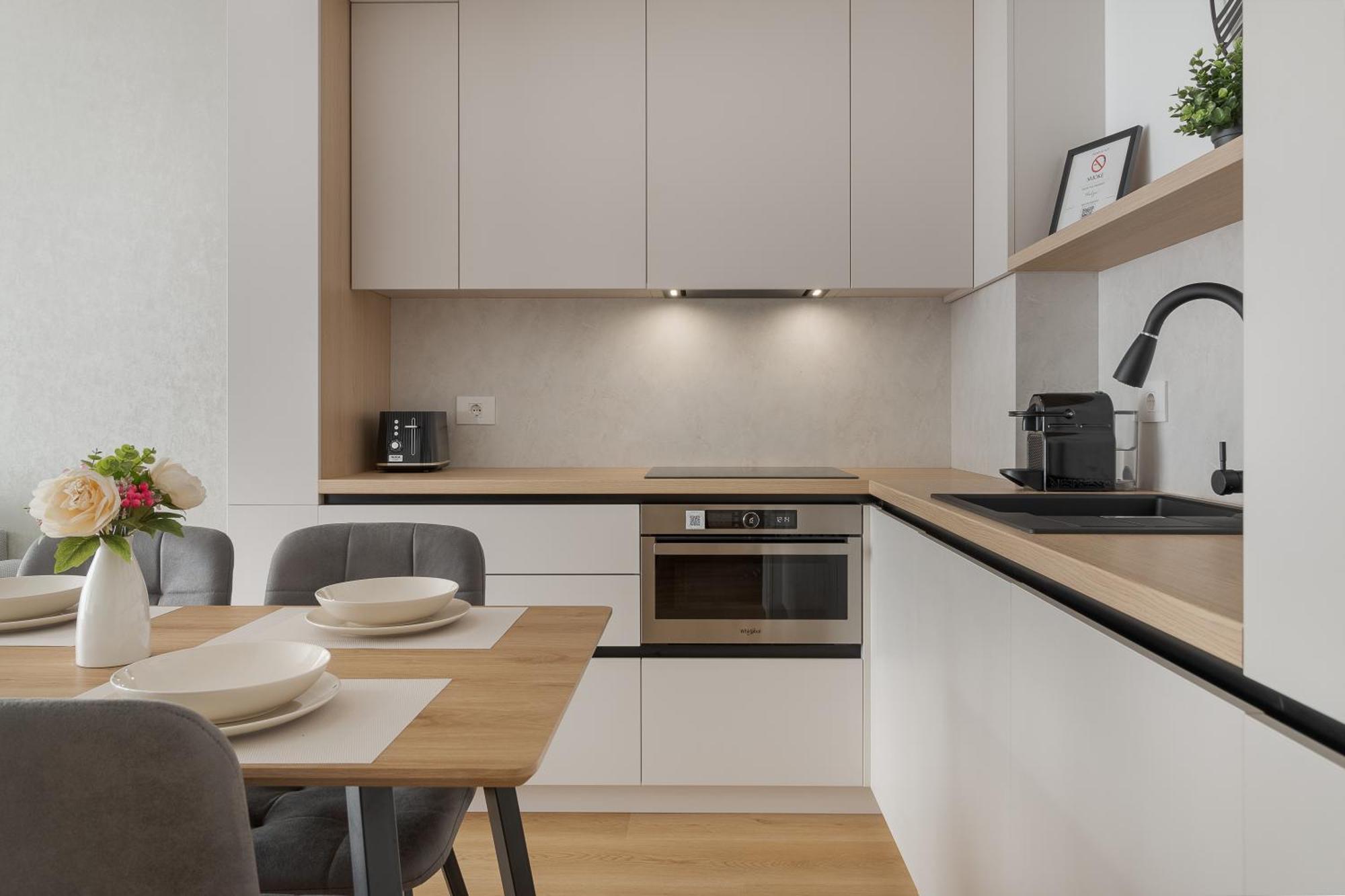 Appartamento Urban Suite- Luxe 2br With Balcony And Parking *